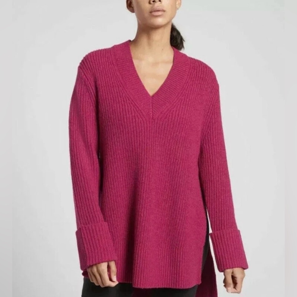 Athleta Shasta Pink V-Neck Sweater Size Small NWT